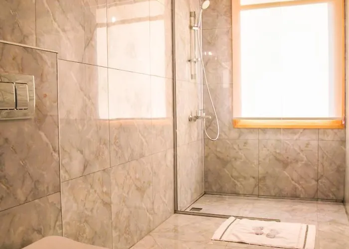 Sound Of Silence Отель Селемие