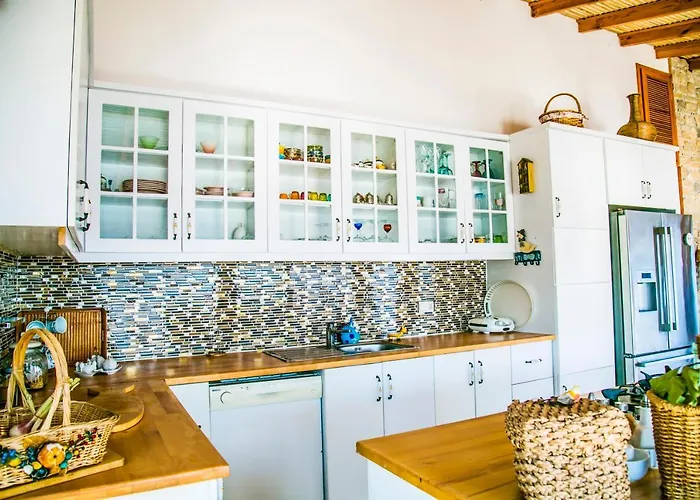 Sound Of Silence Отель Селемие