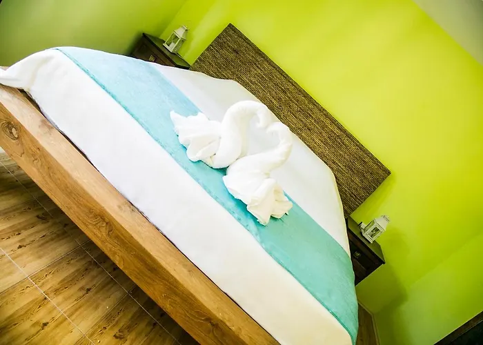 Sound Of Silence Отель Селемие